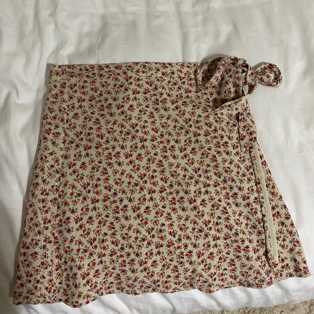 American Eagle wrap skirt